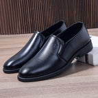 3306 black / 38