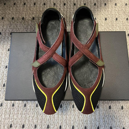Ballet-Style Simple Mary Jane Training Shoes for Women with Velcro Cross Straps and Color-Blocking Round-Toe Flats