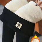 Black fleece-lined cat onesie / S