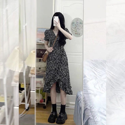 Gentle Black Summer Dress 2025 New Mori Girl Hepburn Style Tea Break Dress Cool Style Fishtail Floral Dress for Women