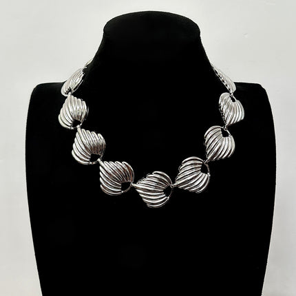 Amazon Cross-border Foreign Trade Jewelry Metal Shell Necklace Women Choker Niche Exaggerated Retro Light Luxury Clavicle Chain