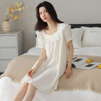 M2081-cream white / M