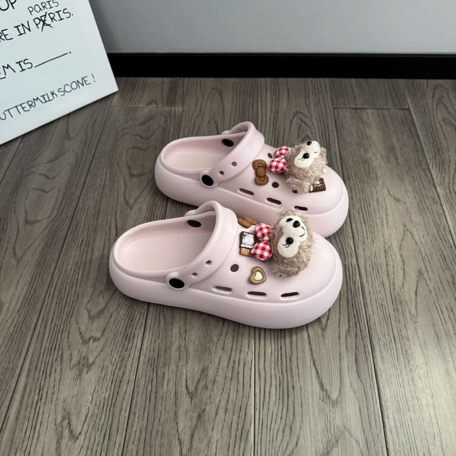 2026 Spring and Summer New Style Women's Clogs with Soft Soles, Comfortable for Outdoor Wear, Closed-Toe Slippers, Non-Slip Beach Sandals