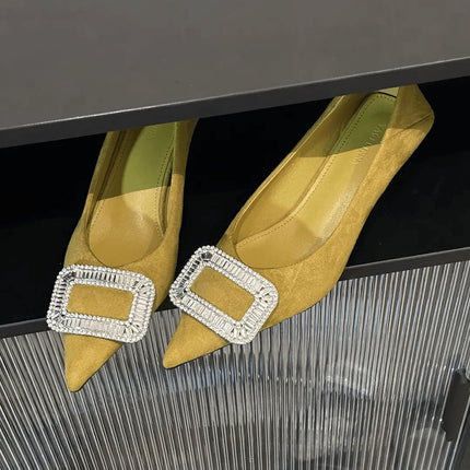 Ready Stock, Dropshipping Available~ Stunning Women's Single Shoes with Diamond Buckle, Elegant Pointed Toe, Shallow Mouth, Comfortable for Feet, Suitable for Commuting, High-Heeled Shoes