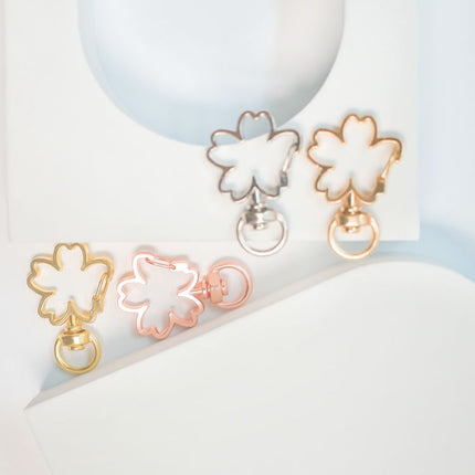 Factory Direct Zinc Alloy Sakura Buckle DIY Jewelry Accessories Flower Spring Buckle Size Sakura Buckle Pendant