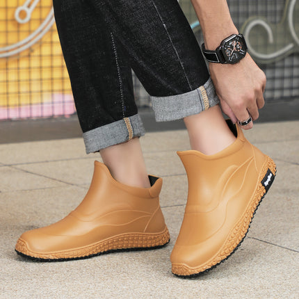 2026 New Men's Rain Boots Waterproof Non-Slip Short Style Fashionable Korean Version Rider Rain Boots Kitchen Work Water Shoes
