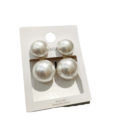 South Korea Dongdaemun Spring New exaggerated retro big pearl stud earrings cold style elegant female silver needle earrings wholesale