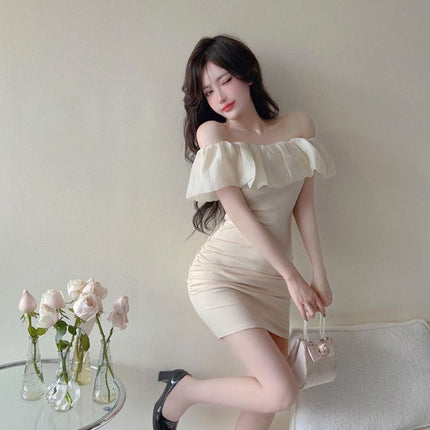 French Pure Lust Style One-Shoulder Sweet Waist-Cinching Short-Sleeved Dress for Women Summer Temperament Slim Knitted Hip-Hugging Short Skirt