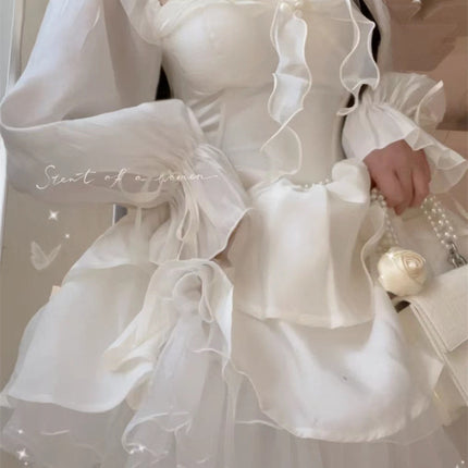 2026 Autumn Korean-Style Girl Group Dress with a Stylish Square Neckline, Waist-Cinching Design, Slimming Effect, Flared Sleeves, and Puffy Gown Dress