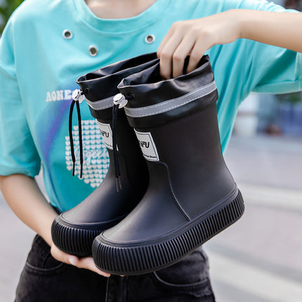Cross-Border 2024 New Version of Rain Boots for Women, Fashionable and Versatile Rain Boots, Waterproof, Non-Slip, Comfortable and Wear-Resistant, Women's Water Shoes for Camping