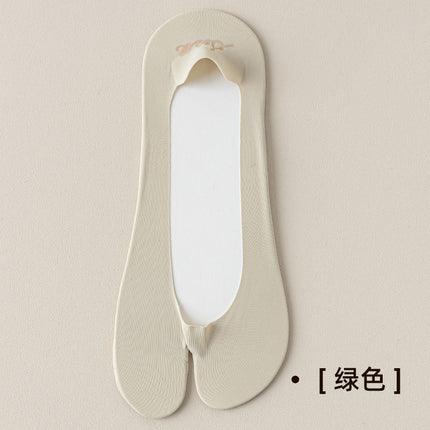 Two-toe socks for children in spring and summer shallow mouth invisible sweat-absorbent deodorant split-toe boat socks non-slip heel-resistant matching pig trotters shoes