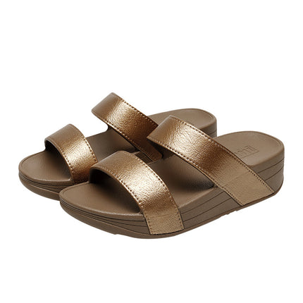 Thick-Soled Slippers for Women's Outer Wear 2025 New Popular Fashion Wedge Heels for Home Bathroom Non-Slip Slippers