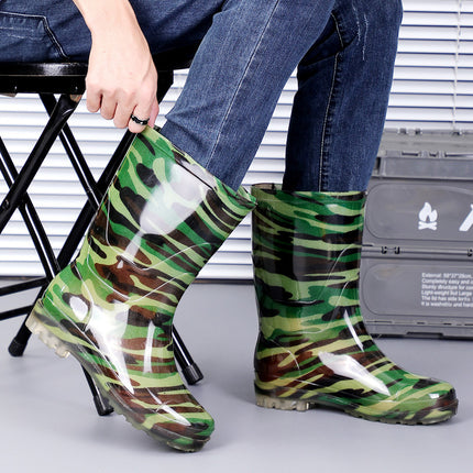 Men's and women's camouflage mid-barrel rain boots waterproof non-slip water boots thick-soled labor water shoes waterproof boots rubber shoes overshoes fleece-lined