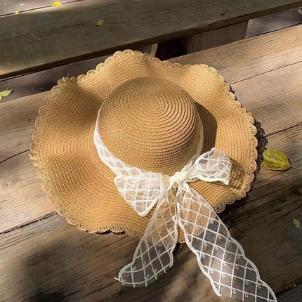 [Great Value] French Style Socialite Flat Top Hat 2025 New Summer Elegant Pearl String Sunshade Woven Straw Hat