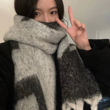Mohair Thickened Warm Scarf Women's Winter Grey High-end Cold-proof Couple's Shawl Scarf Atmosphere