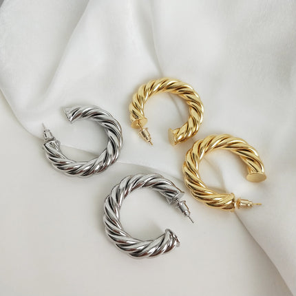Dongdaemun Design-Inspired Braided Metal C-Shaped Earrings with S925 Silver Needles, Versatile and Stylish Ins-Style Earrings