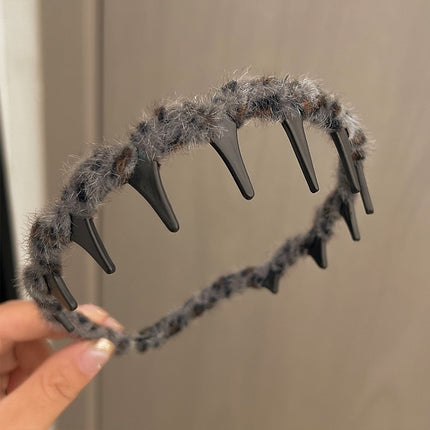 Plush Leopard Print Headband for Women, Autumn Hair Accessory for Tidying up Stray Hair, High Cranial Headband, Hair Clip, Hair Accessory, Korean Style Headband