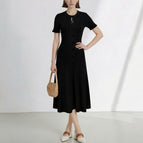 Black, in stock / S