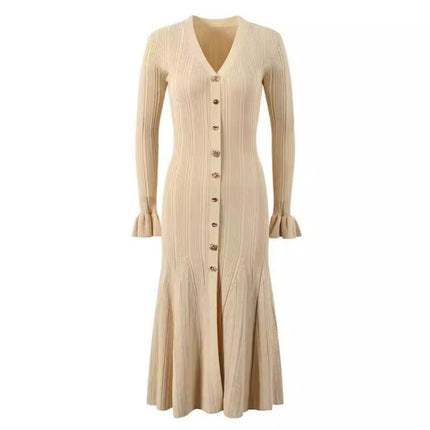 French-Style Waist-Cinching Long Dress for Women with Gold Thread V-Neck and Gold Button Single-Breasted Design, 2026 Autumn and Winter New Model, Elegant Slim-Fit Knit Dress