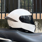 M / Pearl White with Black Tea