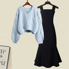 Blue Holed Sweater Black dress / M Suggested 40.00 kg-50.00 kg