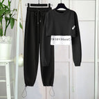 Black clothes black pants / S