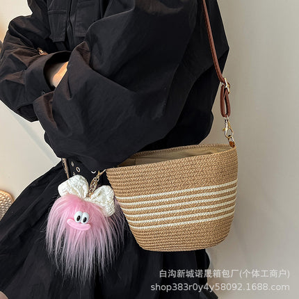 Summer Popular Bags for Women 2025 New Fashion Casual Crossbody Straw Bag Versatile Small Fresh Woven Bucket Bag