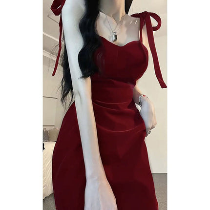 New Red Suspender Waist Dress French Slim Fit Strap Design Sexy Hot Girl Figure-Showing Hip-Hugging Short Skirt