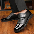 7689 black shoes / 38