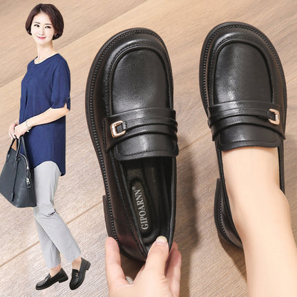 Mom's Shoes with Soft Soles, Comfortable Single Shoes for Middle-Aged and Elderly Women, New 2026 Flat Non-Slip Leather Shoes for Spring and Autumn