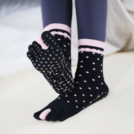 2025 new yoga socks non-slip professional women's five-finger socks pilates socks indoor sports fitness toe socks