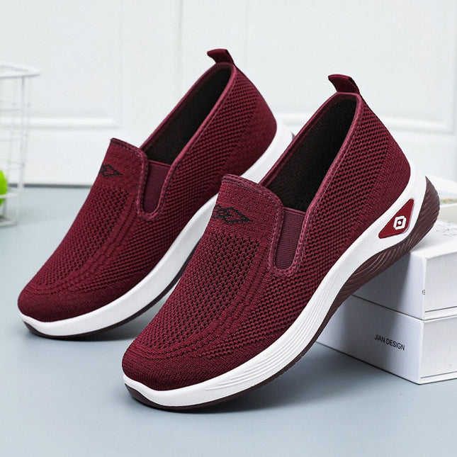 Women's Shoes 2026 Spring New Style Old Beijing Cloth Shoes Cross-Border Women's Shoes Middle-Aged and Elderly Mother's Shoes Slip-On Flat Shoes
