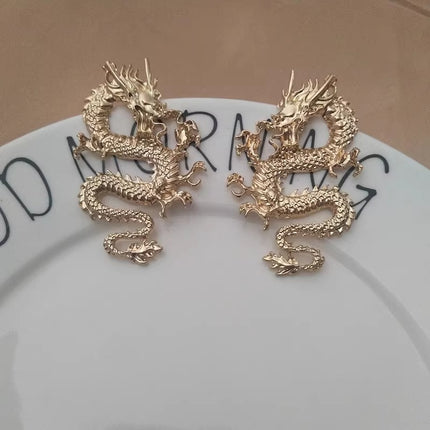 2024 New Chinese Dragon Totem Democratic Style Fashion Trend Street Shooting Didi Dragon Personality Fashion Earrings for Women