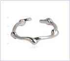 j1787 / Opening adjustable