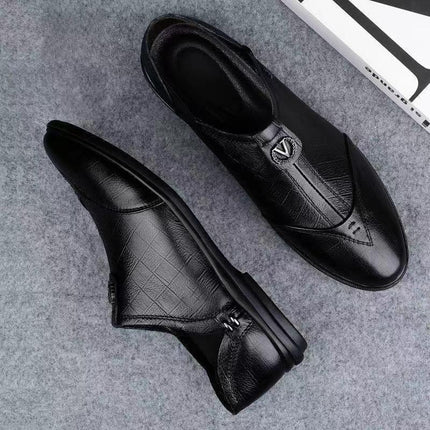 2024 new Joker men's leather shoes soft soft bottom business casual bean shoes work security dad shoes wholesale