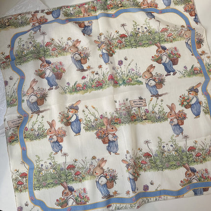 Printed Square Scarf / Foulard Carré Imprimé