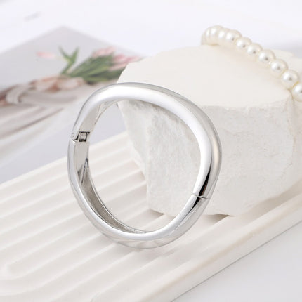 Bracelet Jewelry European and American Style Hand Jewelry Wide Texture Zinc Alloy Bracelet Women's Simple All-match Gloff Texture Bracelet