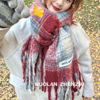 New dashed line pattern brushed scarf - red