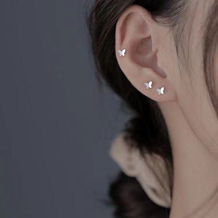 2025 New Style Earrings with a Unique Design, High-End Feel, Versatile for Everyday Wear, Fashionable Earrings Wholesale, Ear Studs for Women, Ear Cartilage Studs