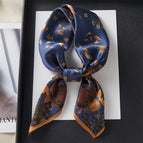Jungle bird [100% mulberry silk]