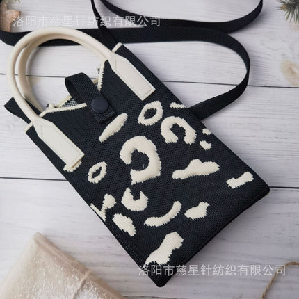 Girl's Heart-Shaped Knitted Crossbody Bag