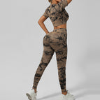 Khaki [short sleeves + long pants] / S