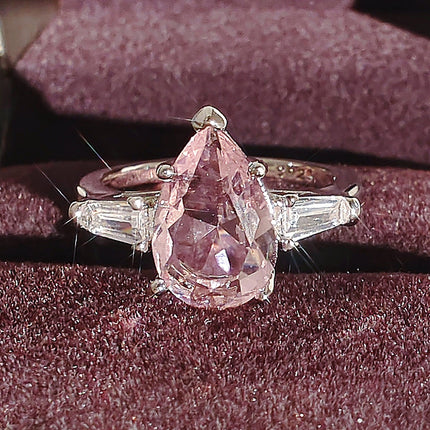 Back-To-School Season New Simple Pink Water Drop Pear-Shaped Zircon Ring Female Banquet Wedding Classic F1559