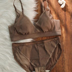 Dark brown suit / 32/70ABC