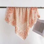 Cashew flower deep fan scarf / 68X68