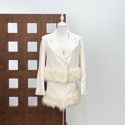 European and American Niche Design, Chanel-Style Single-Breasted Blazer with High-Waisted Fur-Trimmed Hem Skirt Set for Women