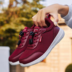 Red women's model (new spring mother's shoes, soft-soled, non-tiring walking sneakers for middle-aged and young people) / 34