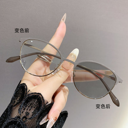Photo-sensitive color-changing European and American-style cross-border cat's eye fashion anti-blue light flat metal frame advanced student myopia glasses