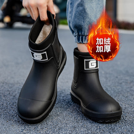 Foreign trade couple's rain shoes men's and women's outdoor waterproof non-slip rubber shoes short tube fashion rain boots men's fleece-lined wear-resistant water shoes