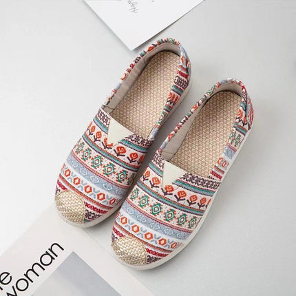 Spring and Summer New Women's Shoes Old Beijing Cloth Shoes Single-layer Shoes Middle-aged and Elderly Casual Internet Celebrated Canvas Shoes Non-slip Soft-soled Fisherman Shoes